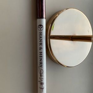 Hank and Henry liquid Eyeliner